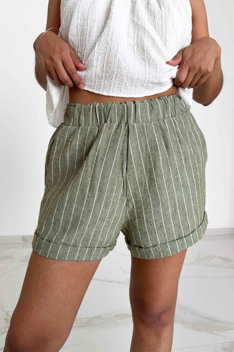 Alternative view of SHORT DAERA lino rayado