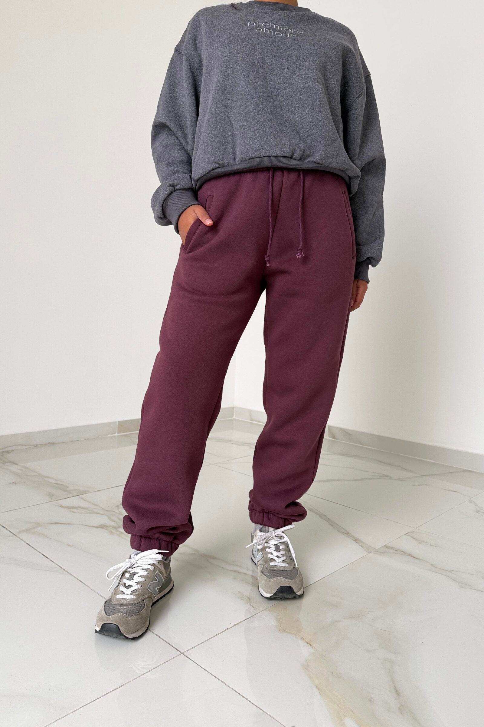 Alternative view of JOGGER NICOLE friza